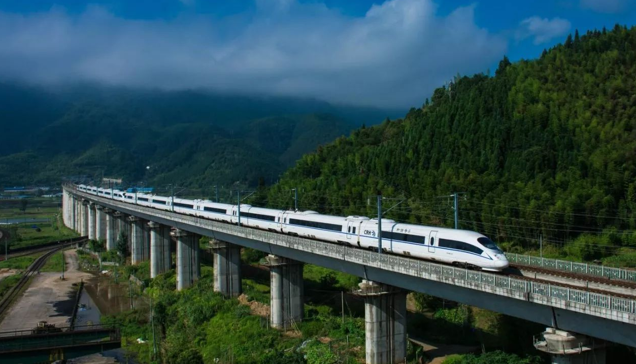 為什么中國高鐵只有8節和16節？高鐵車廂的秘密，你知道多少？
