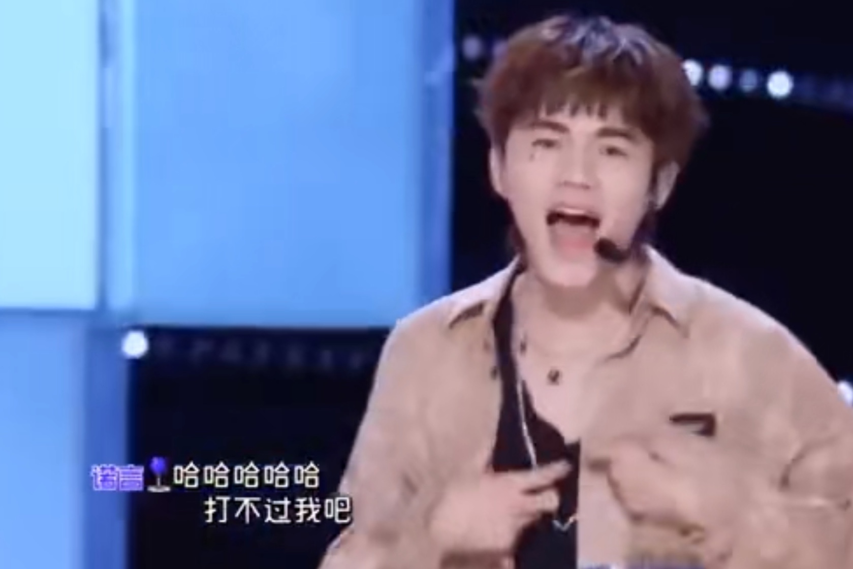 " achieve 4 " assist helps sb to fulfill his wishes more lumbar king, the arena at the beginning of the promise is spat groove, 