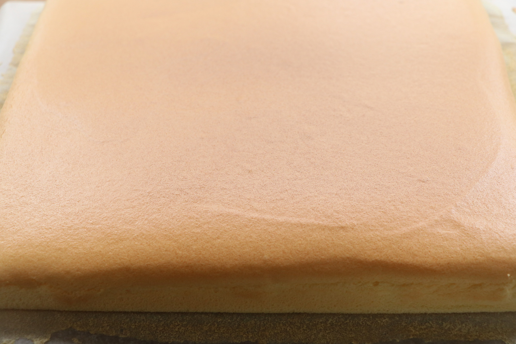 完美的蛋糕卷做法，綿軟細膩不開裂，比甜品店的更加美味又健康