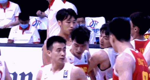 7中6，轰13 2！中国“大鸟”起飞了，无惧日本挑拨，血帽封盖太硬