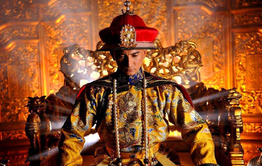 他是清朝首位太子，立下战功无数却被强行赐死，雍正皇后是其后裔