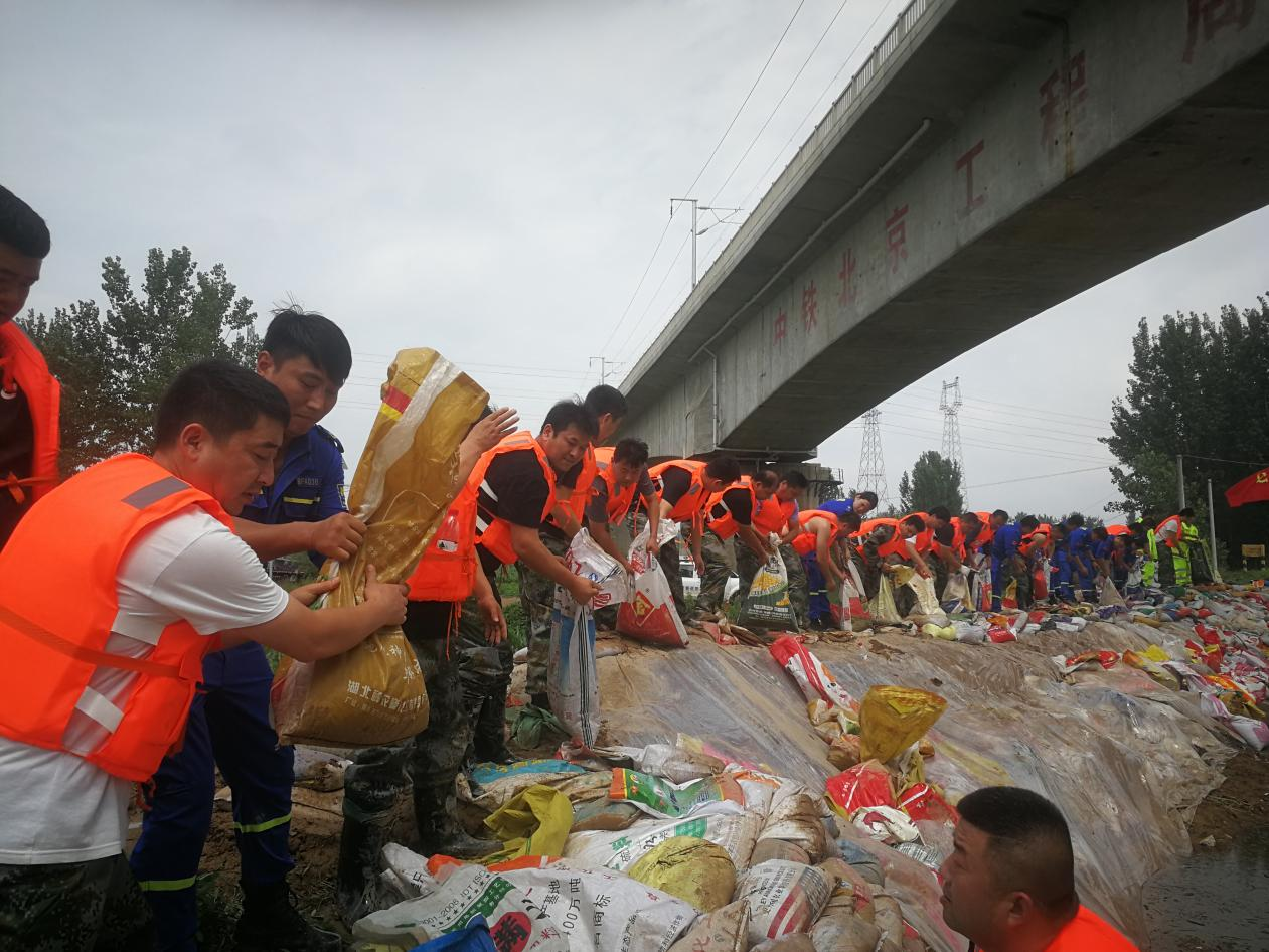 2019年长江中下游抗洪抢险实战演练在江西九江举行 - 中国日报网