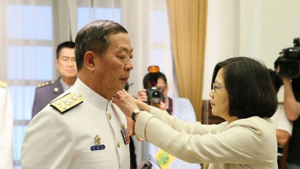 嚴德發被點名下台，台防務部門這塊燙手山芋，誰能接下？