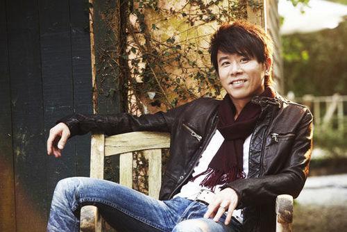 曾与张学友闹不和，后到小县城演出，现场观众