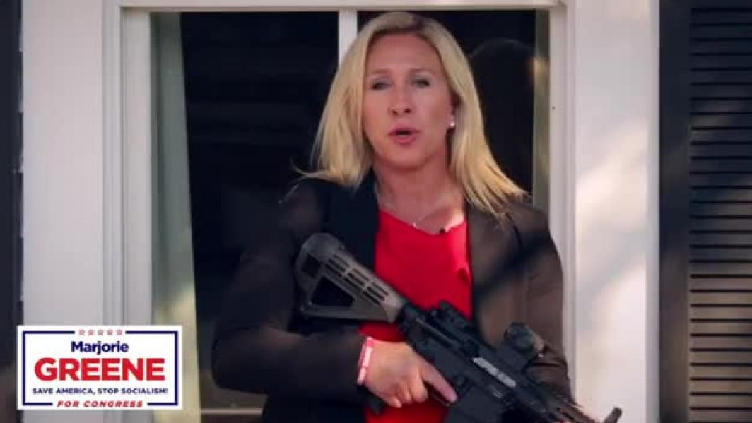 共和党众议员要弹劾拜登，她有何来头？跟伊万卡合影，硬怼佩洛西