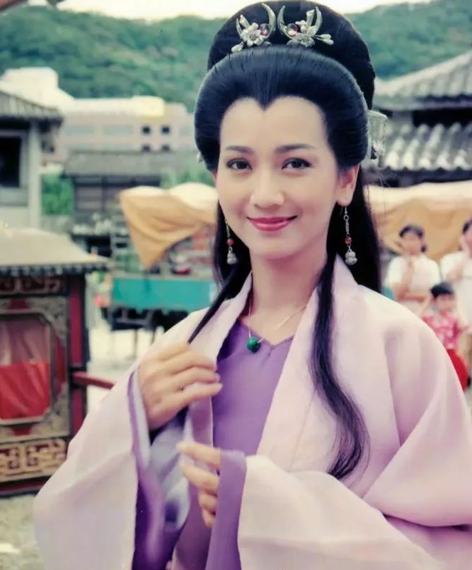 《新白娘子傳奇》29年，有人流產(chǎn)有人離世，8位主演現(xiàn)狀差距太大