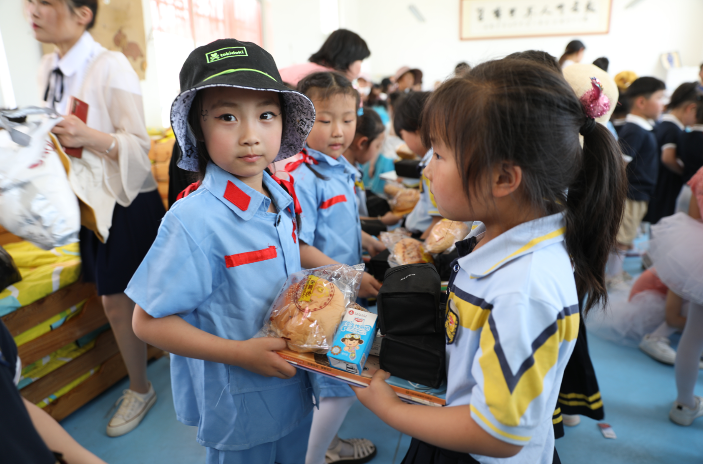 童心向党 礼赞百年——郑城镇第一中心校桃峪幼儿园联合临沂市华大幼儿园开展“庆六一”联欢活动