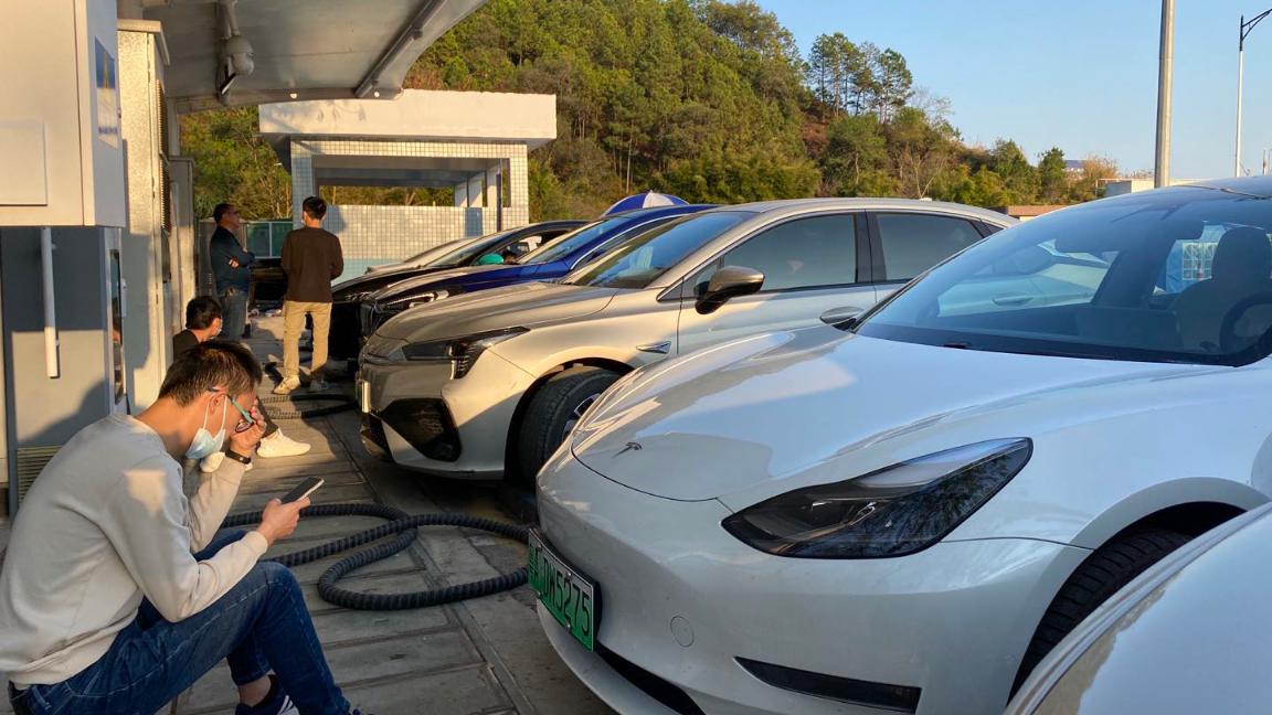 春节开特斯拉Model 3回了趟老家，我发现了这些问题
