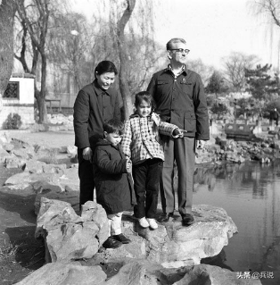 美军战俘老温，被志愿军感化，自愿加入中国，