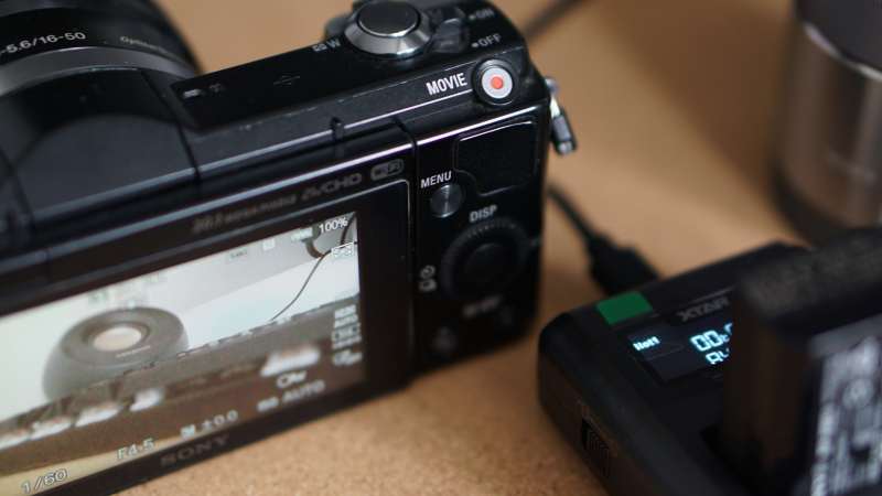 XTAR VN2单反相机电池充电器，为你的拍摄提供持久电量