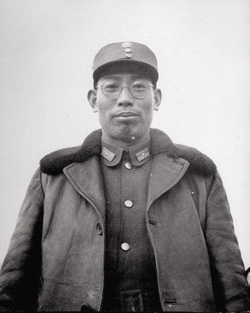 作为最年轻的开国大将，许光达多次请求降衔，