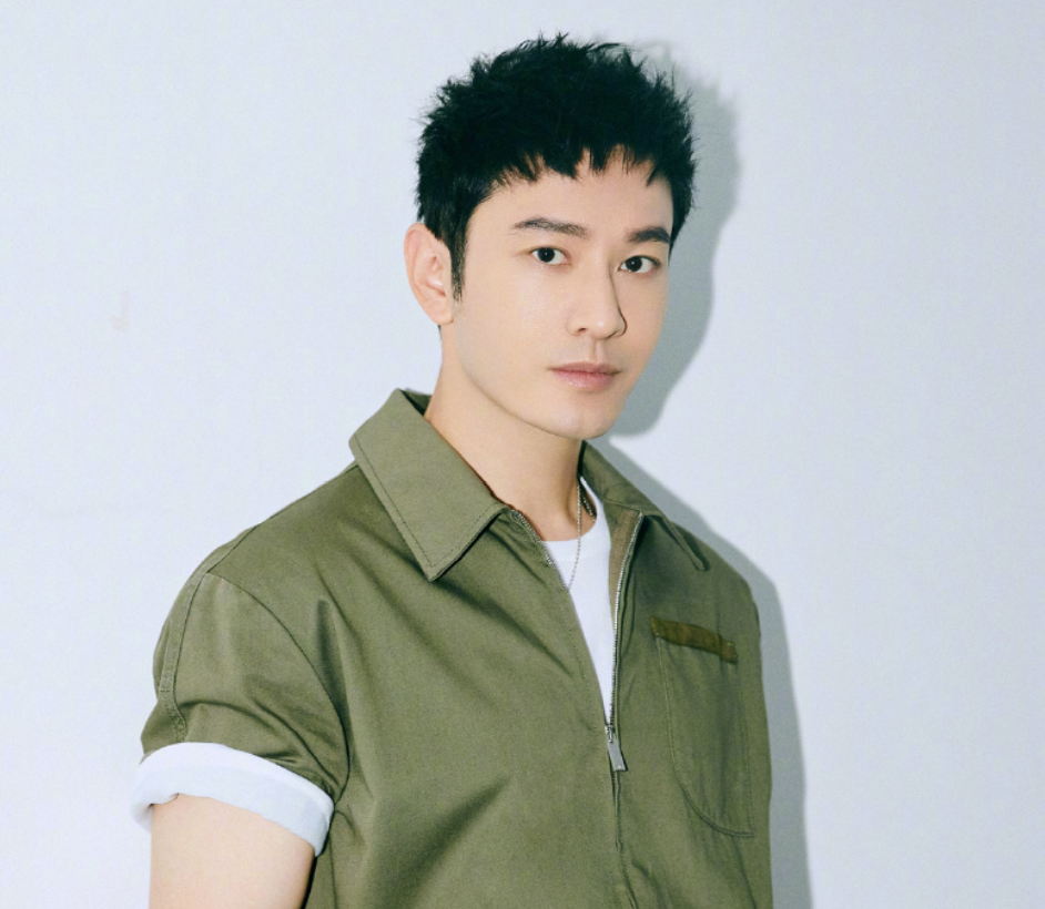 港媒爆料黄晓明在青岛离婚，baby分走几个亿，孩