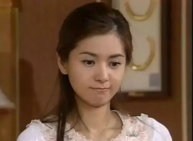 《人鱼小姐》过去19年：2位演员自杀，2位至今未