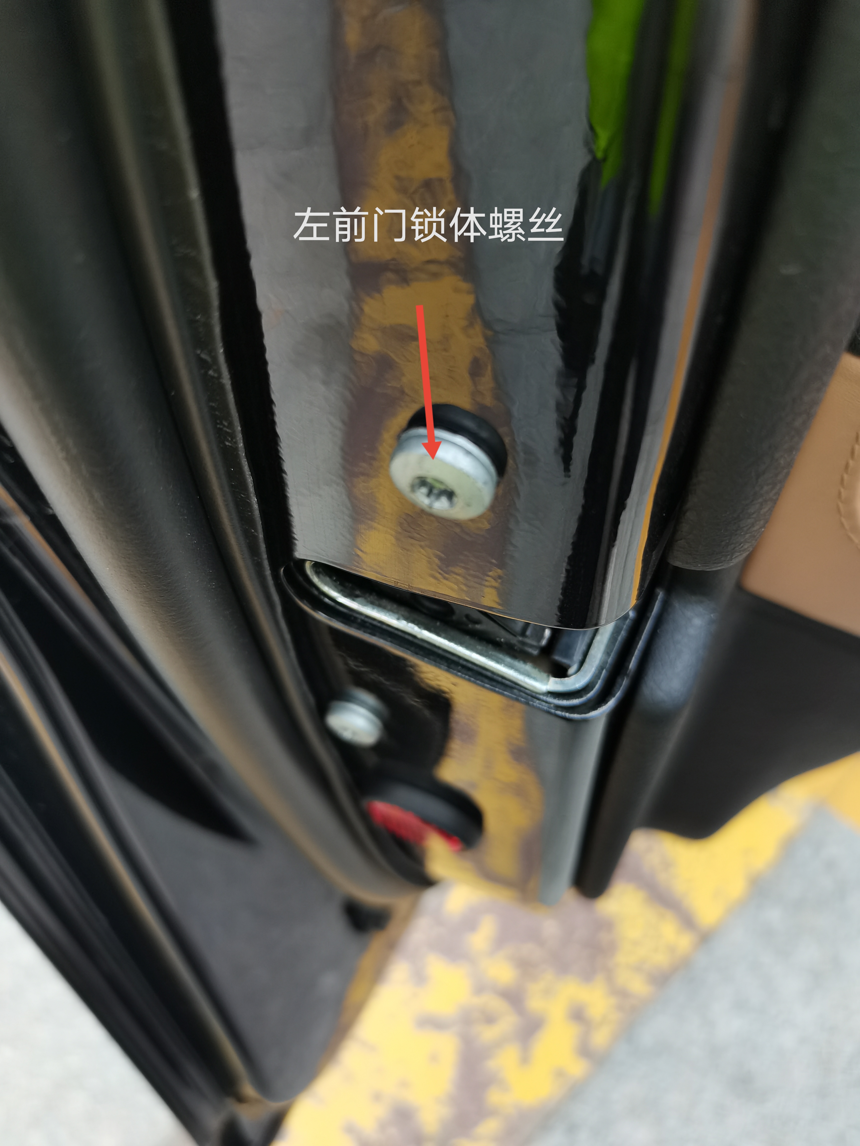 高手请进来研究，宝马740，库存6年的新车，表显近8千公里？