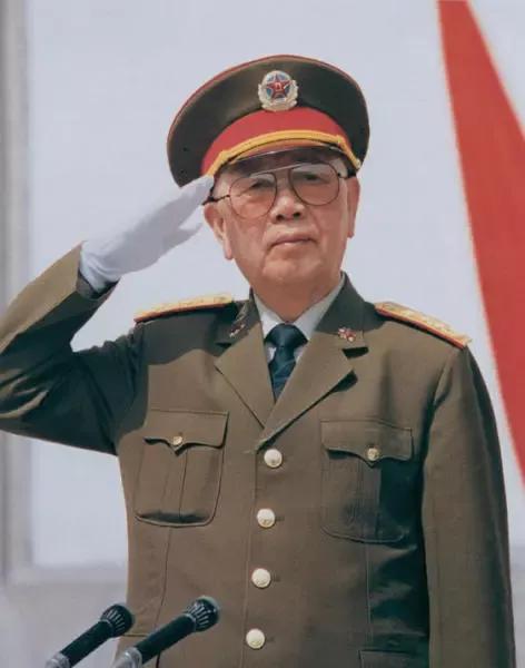 1987年，71岁的刘华清准备退休，邓小平却说：调你当军委副秘书长