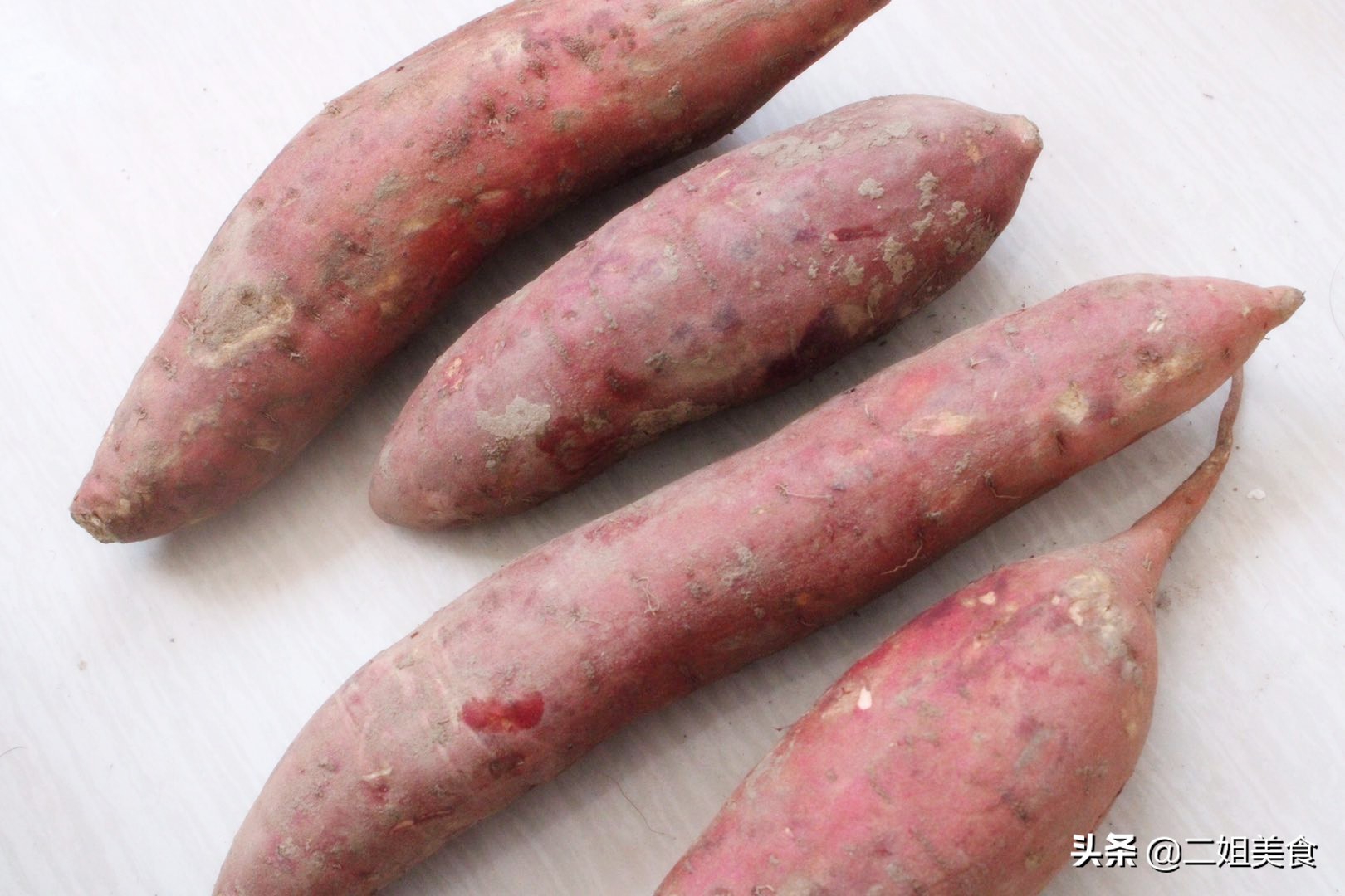 蒸红薯，牢记别直接上锅蒸了，多做2步，红薯香甜鲜嫩，真好吃