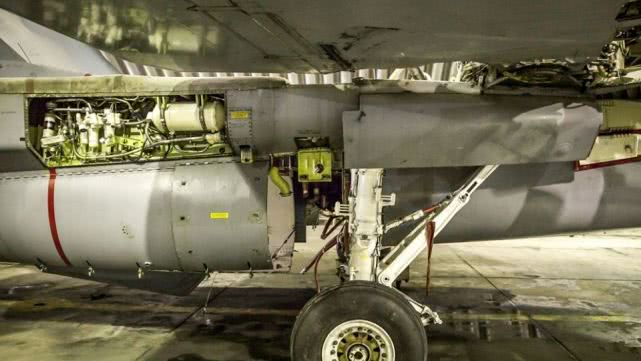 中国默默帮伊朗维护F-14战机，可使用俄制武器，