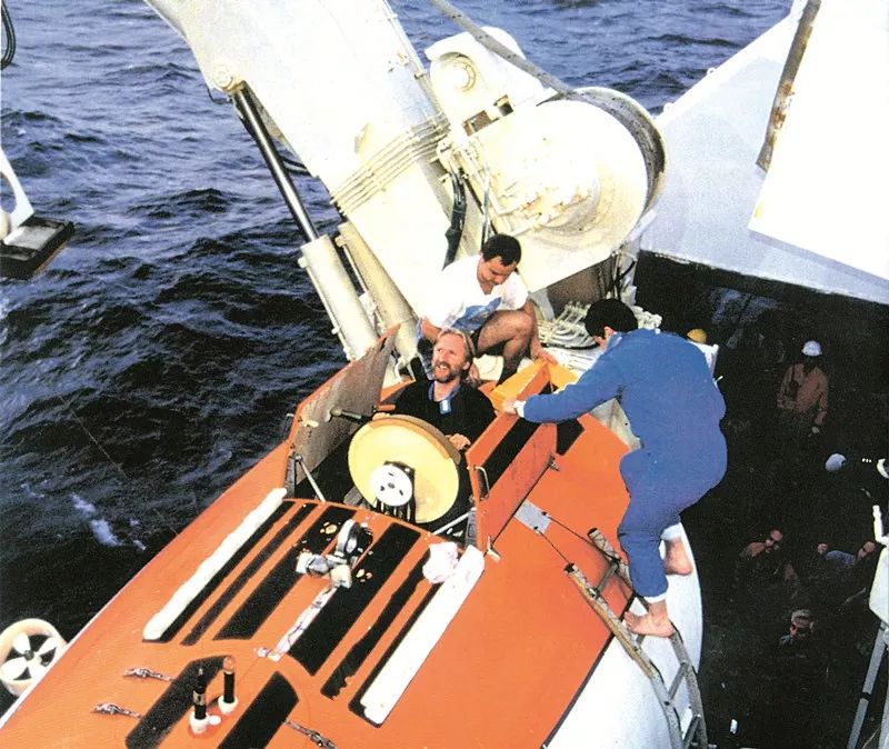 《泰坦尼克号》万字幕后解析，无论过去多少年