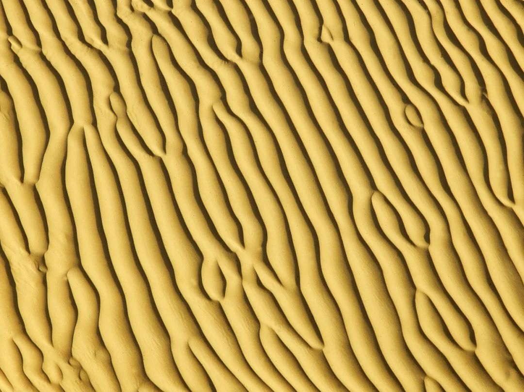 塔克拉玛干沙漠，中国最大的沙漠才不是“死亡之海”！