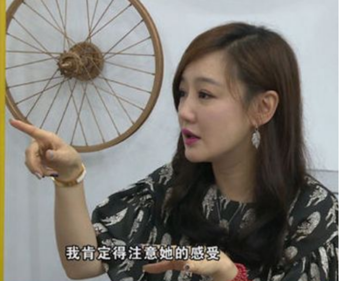 41岁陈好被邀重聚粉红四美，42岁哈妹无戏拍，上