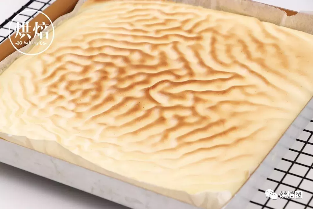 滿滿餡料集結所有好吃元素的虎皮芋泥三明治想不好吃都難