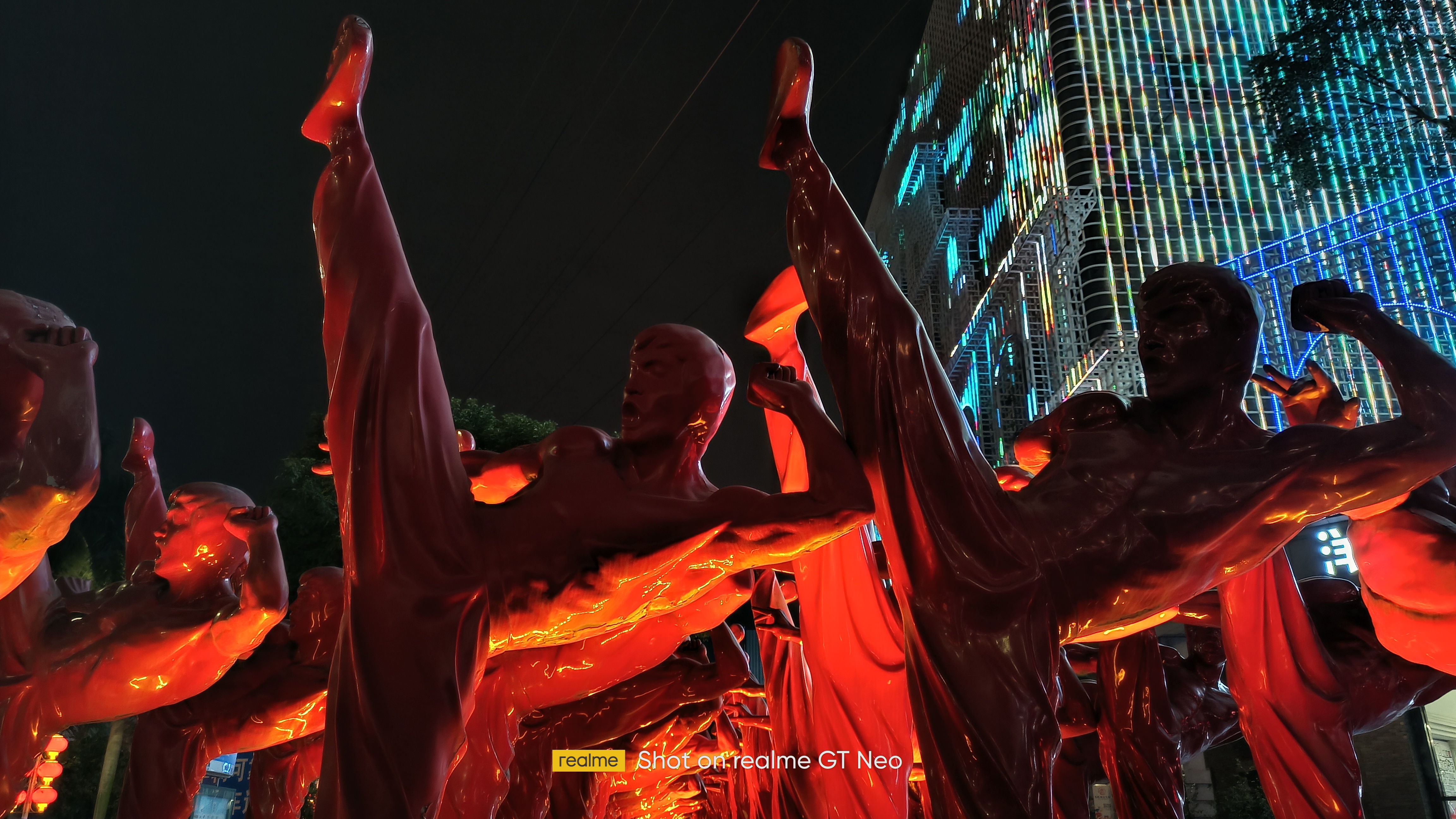 realme GT Neo手机真实评测，锁定2021年2000元手机最优性价比选项