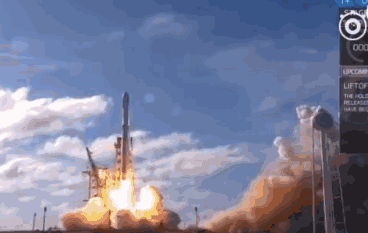 特斯拉之父马斯克的童年：父母离异，校园暴力，性格内向