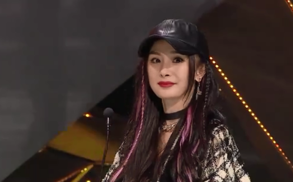 首秀|杨幂玩游戏首秀就被打到自闭！被“打”懵的她直呼：太无情了