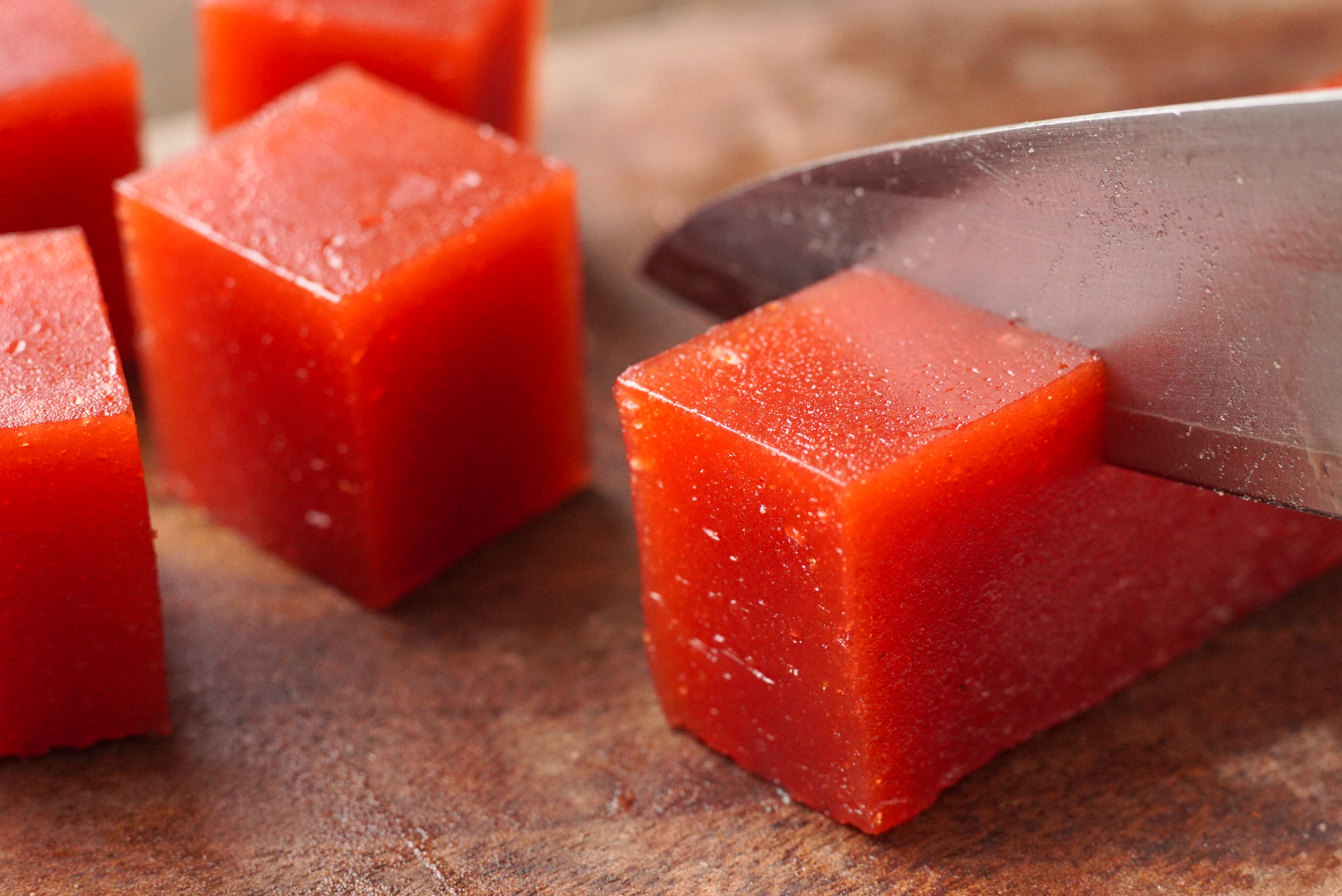 自制山楂糕消食开胃,激发你的食欲!酸酸甜甜无添加,健康美味