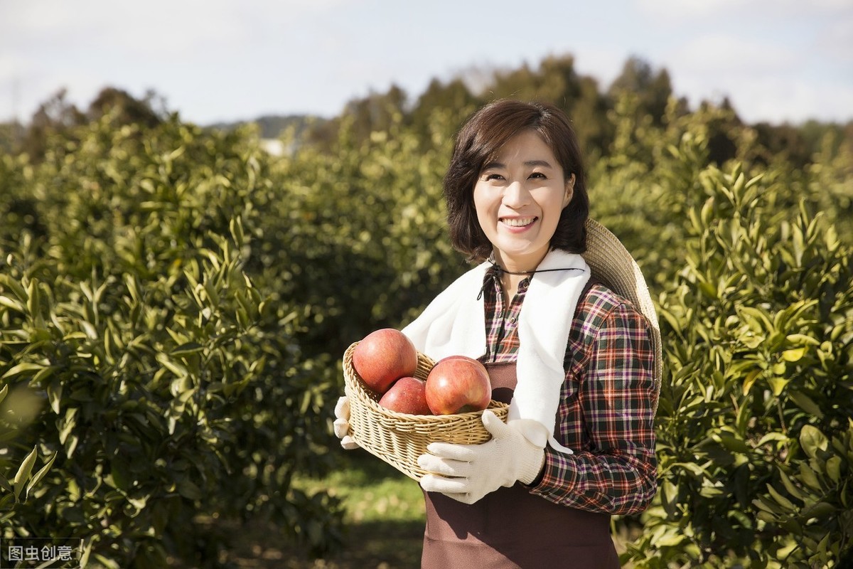 退休老人养老金涨幅都能超过2021年总体水平吗？