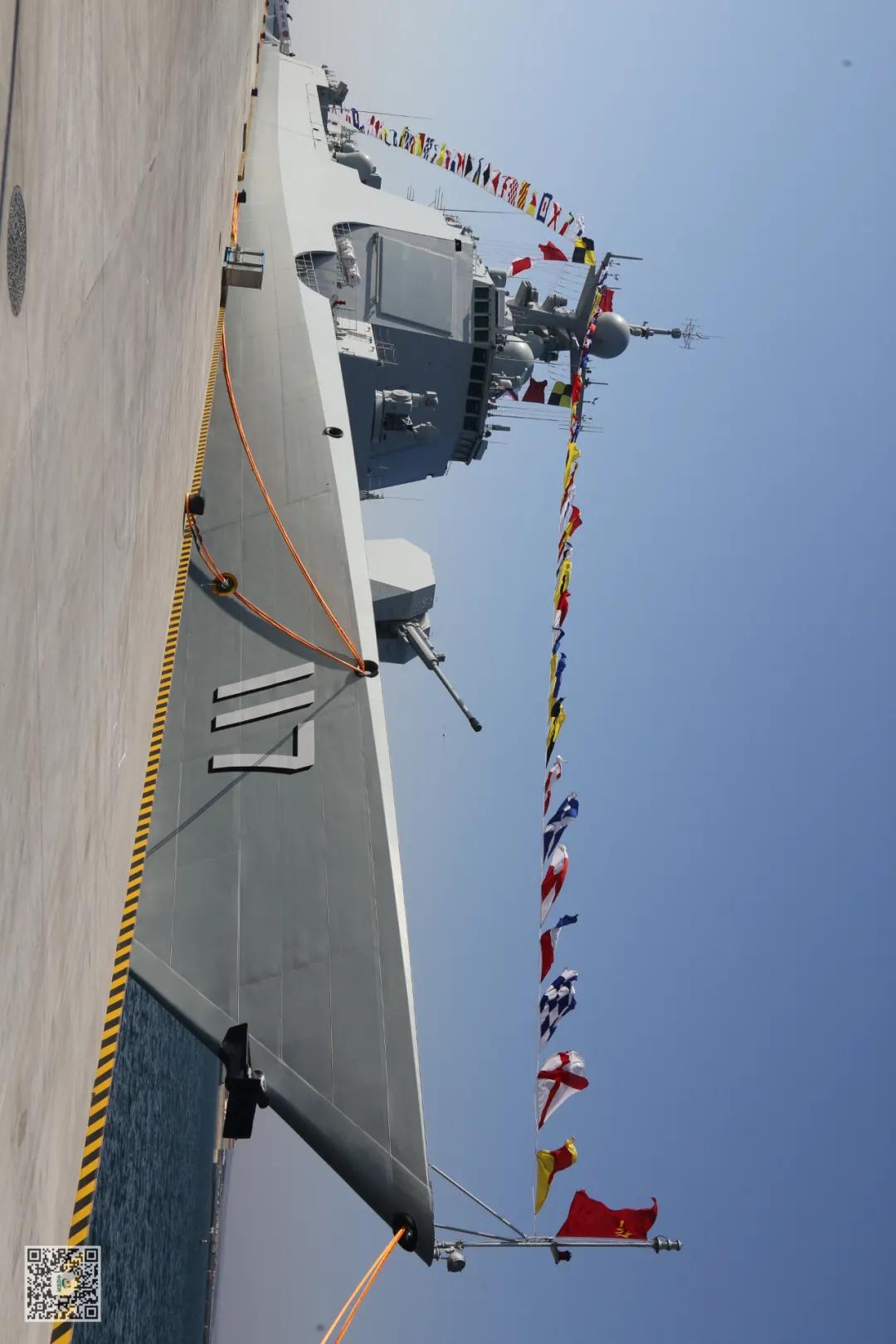 我是中国人民解放军丨052D型驱逐舰：“中华神盾