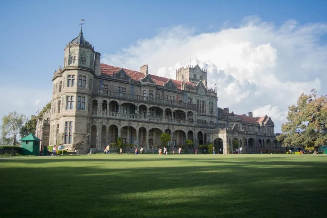 12个托福考点更新入场要求，美国大学春季学期学费调整