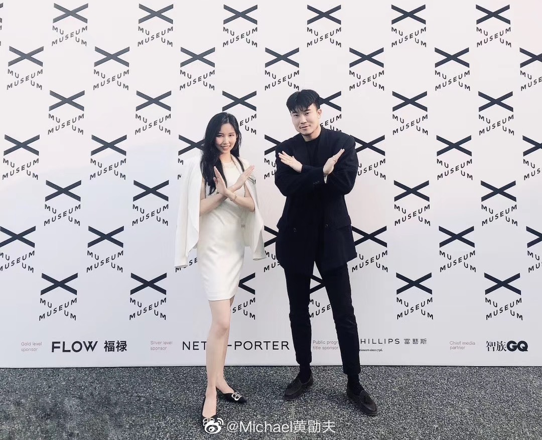 后浪来了：豪门姐弟资产超过700亿，俊男靓女才貌俱佳羡煞旁人
