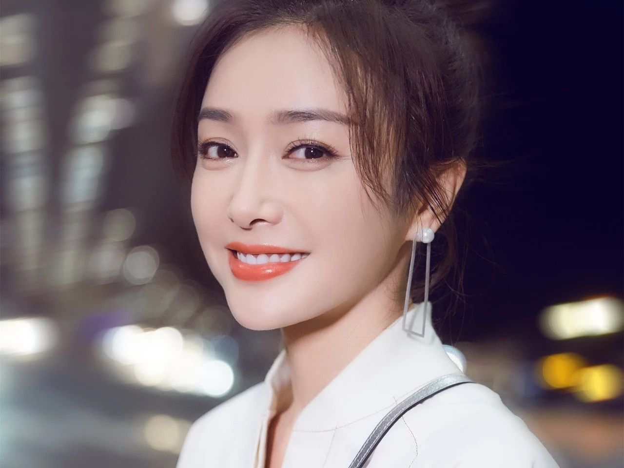 至今未婚的8位大龄女星，各有各的苦衷，最大
