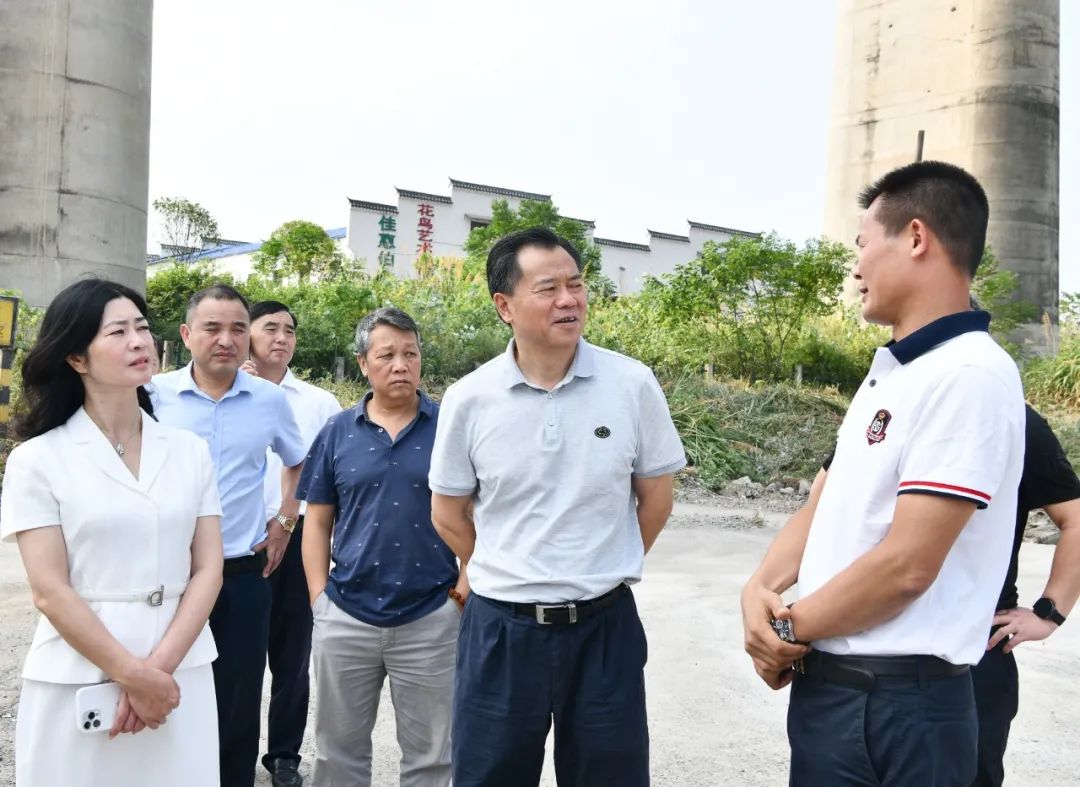 石希欣调研张吉怀铁路“保开通”工作时要求 以超常规举措攻坚克难 坚决按时保质完成“保开通”工作任务