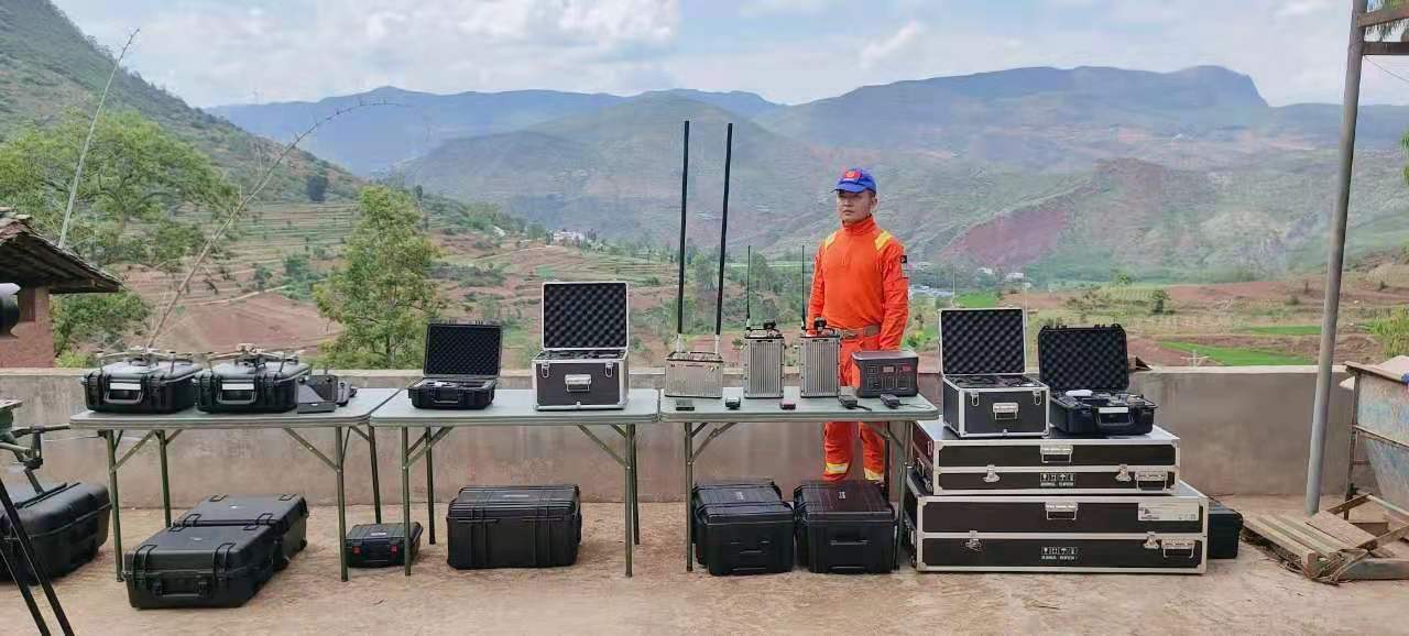 電小二戶外電源增效戶外監測，助力預警團隊追蹤野象
