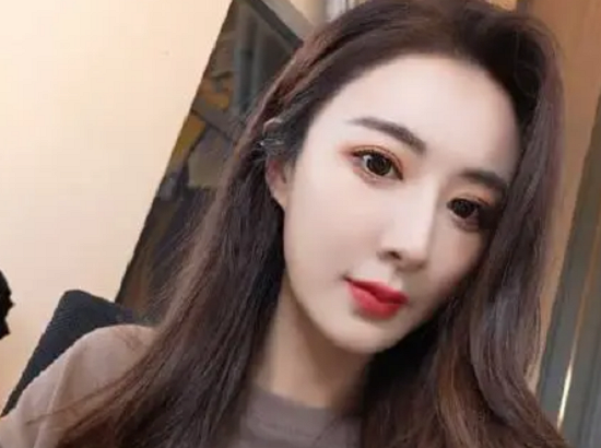 薇娅身高168穿35、36的鞋码？本人表示和小时候的