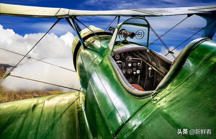 苏联空军的驾驶舱和投弹舱，难以熟练掌握的控