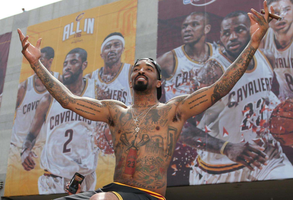 唯一和風塵四俠做過隊友，CBA名宿，35歲的他，要退役了？