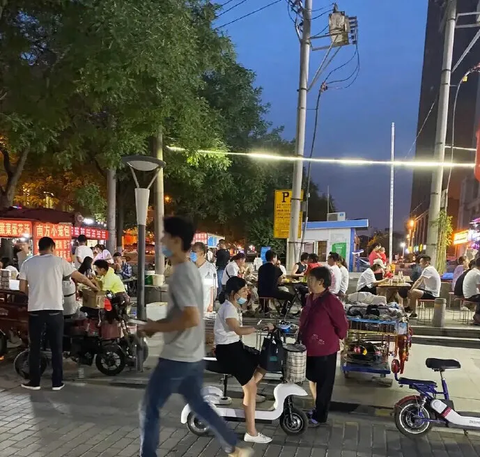 摆摊不纳入市容考核标准，大城市即将恢复往日烟火气，你怎么看？