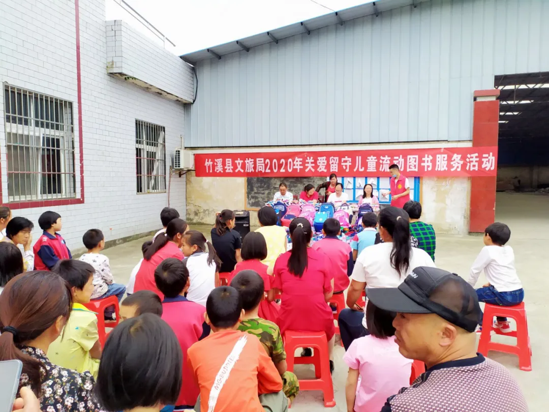「十堰」“爱心妈妈”来了！这个“六一”，竹溪这些孩子超暖心
