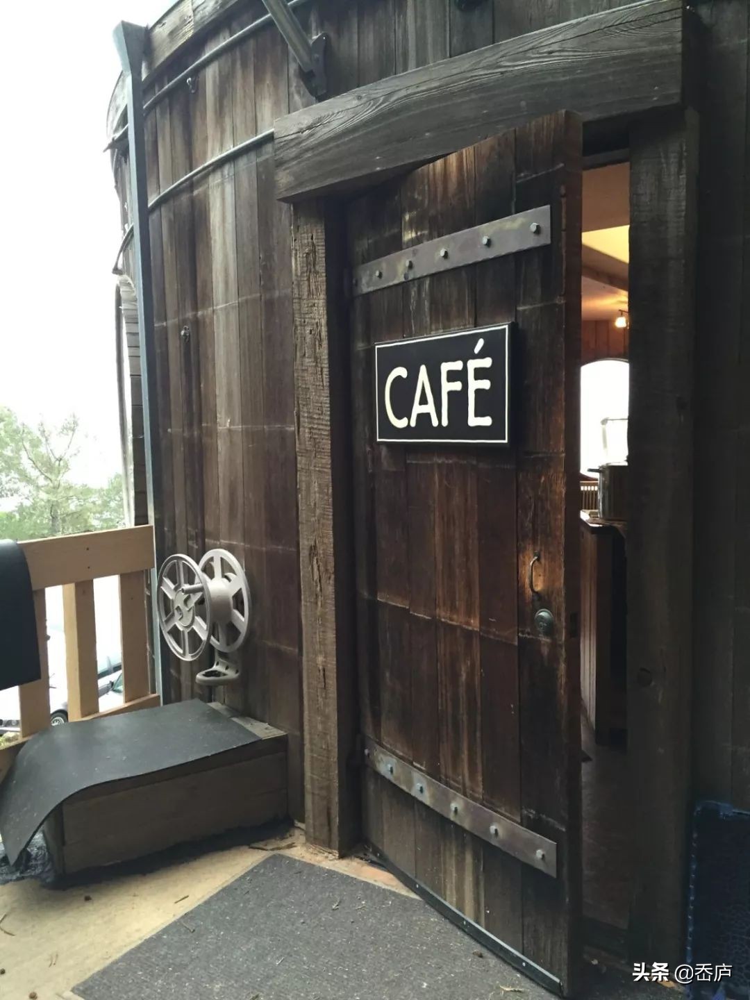 悬崖边的咖啡馆，加州1号公路上的“偶遇”