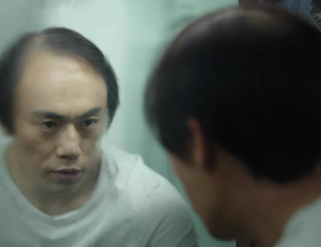 难怪秦昊从9岁就喜欢伊能静，看到她19岁的照片，换谁都喜欢