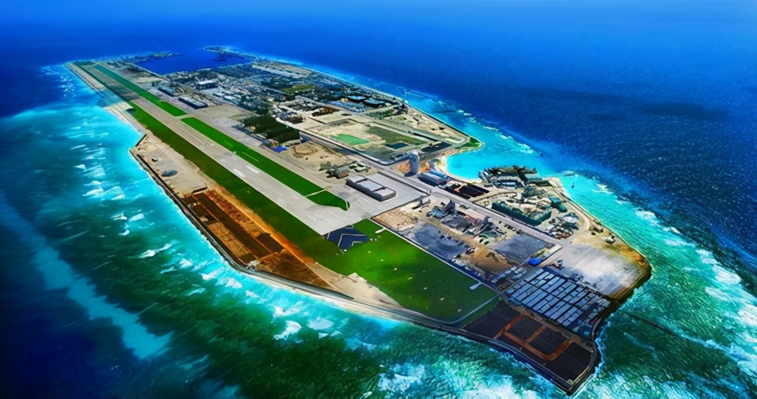 �й��������������Ϻ���������׷ײ��뱳��͸¶ʲô