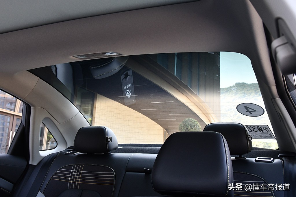 新車 | 動力充沛/7.2秒“破百”試駕榮威ei6 MAX