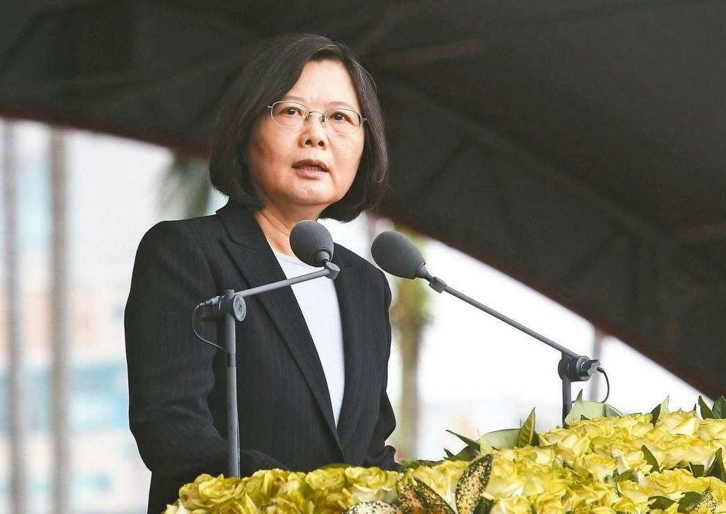 这才是美台听得懂的语言！解放军军机再次强势