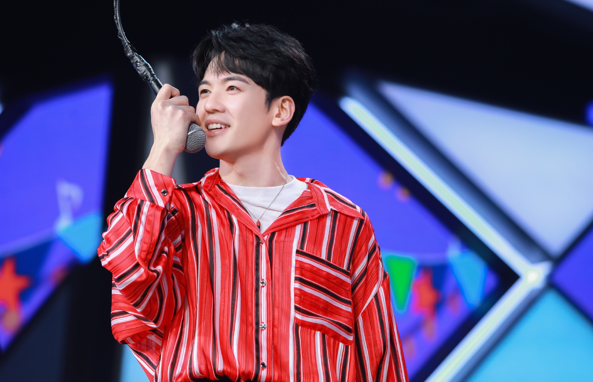 自曝高考舞弊的仝卓背景曝光：背靠湖南卫视，