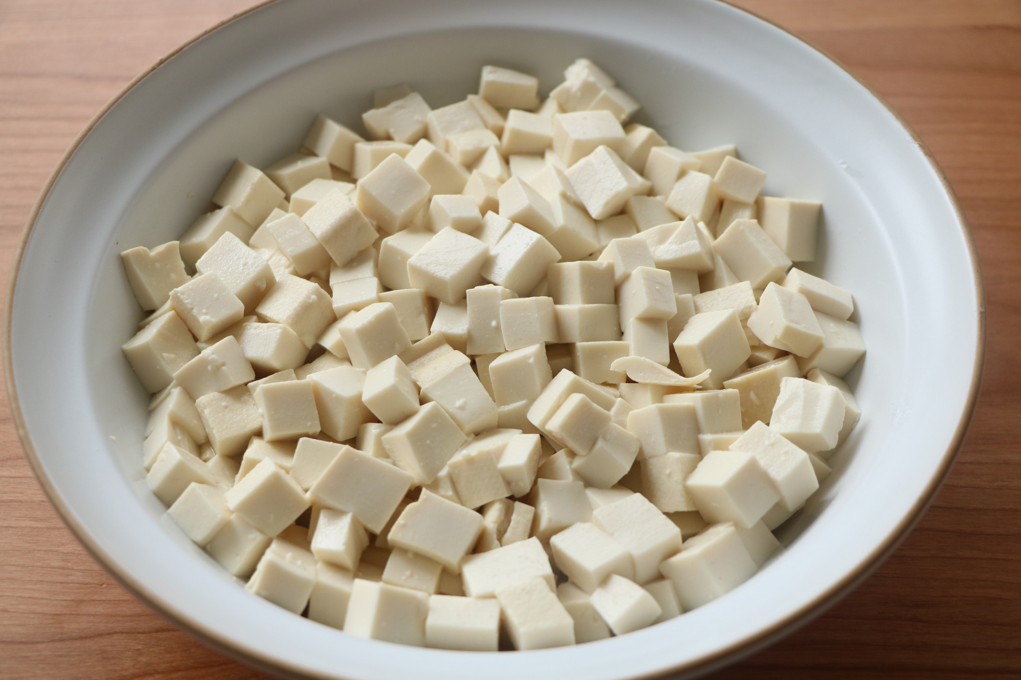 適合冬天吃的一道菜，營養豐富，做法簡單，而且孩子老人都愛吃