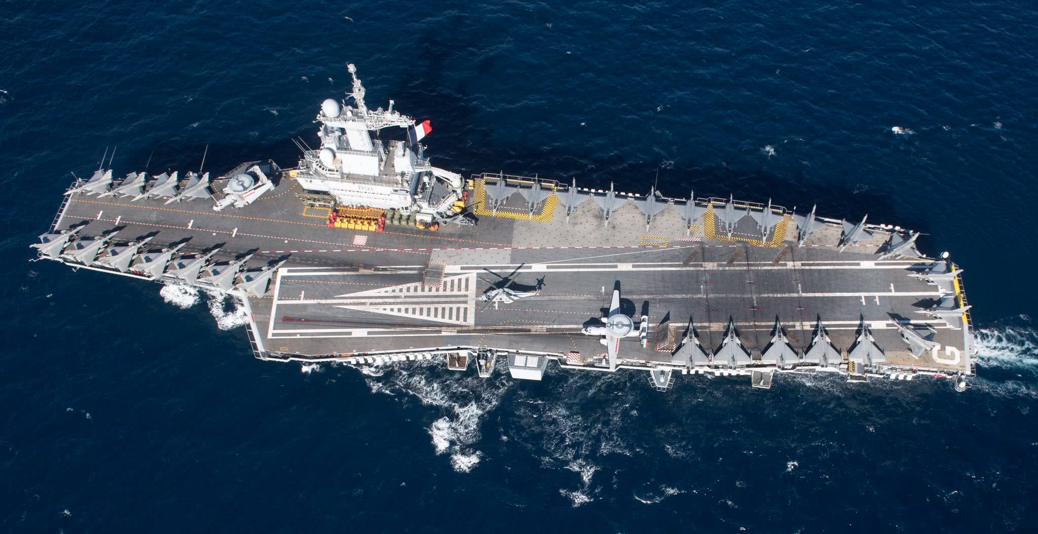 印度国产航母将于一年后服役，这事儿你怎么看