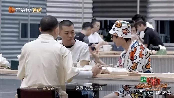 《披荆斩棘》让男明星“原形毕露”：有的口是心非，有的只顾自己